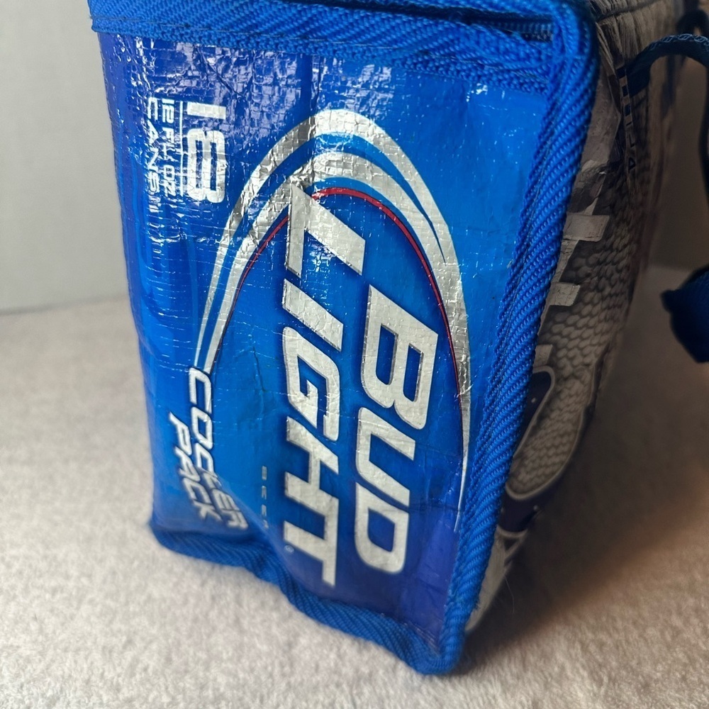 Bud Light Budweiser 18 Can Insulated Cooler Bag Pack Collectible Ad 2009 EUC - Picture 4 of 6